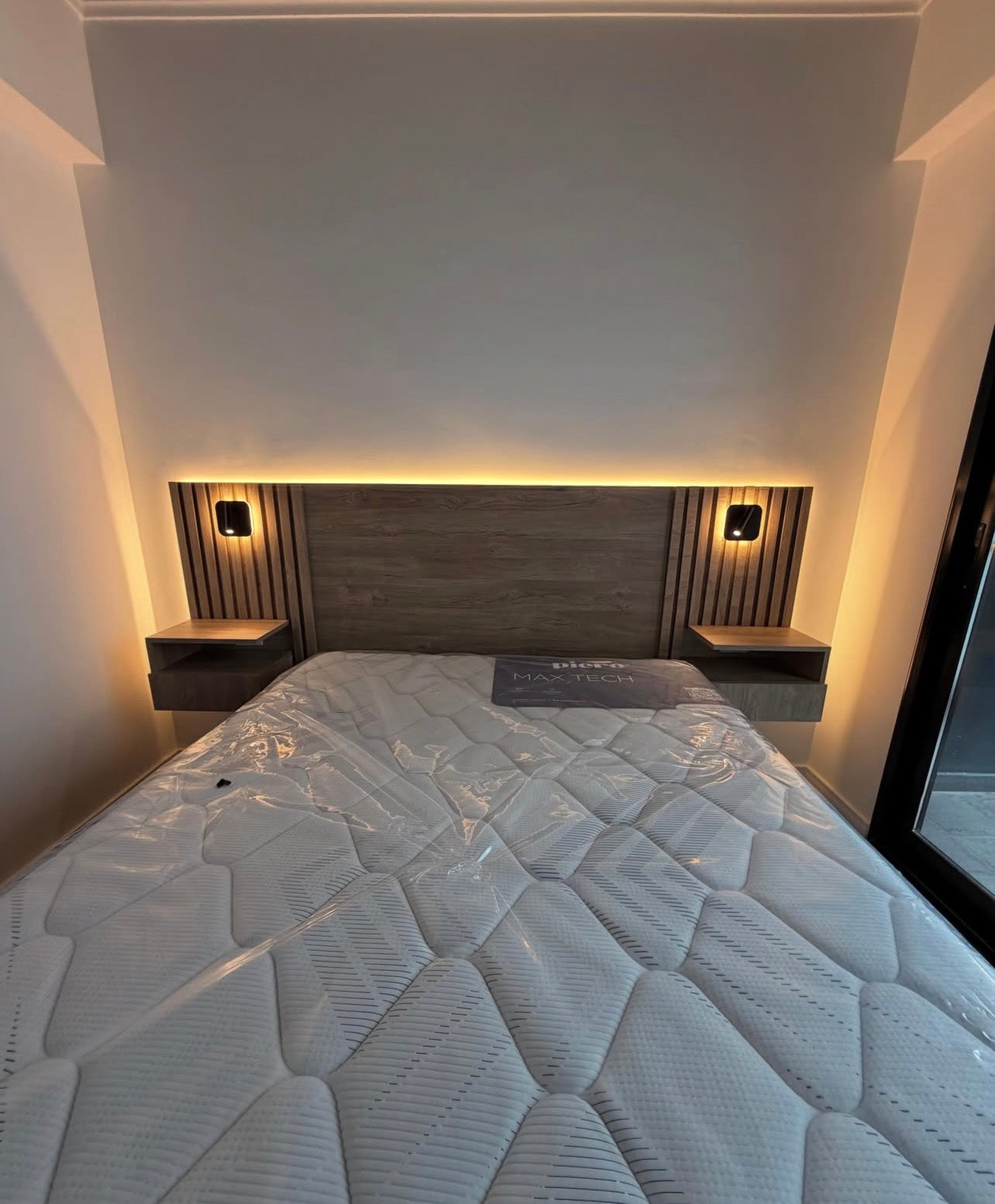 The Sahara Bed