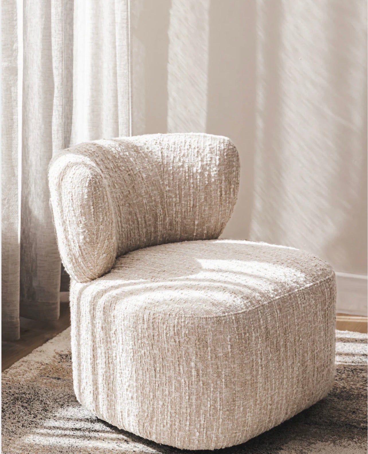 The Zandi Chair