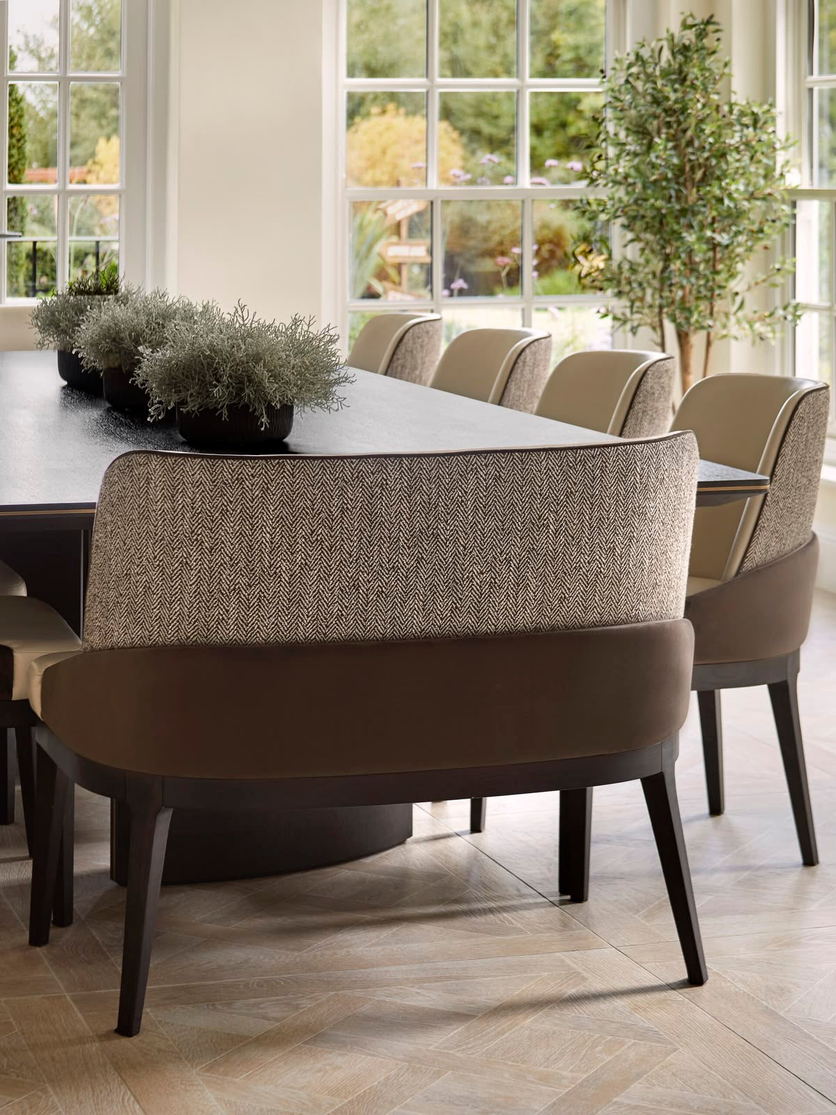 The Yuan Dining Set