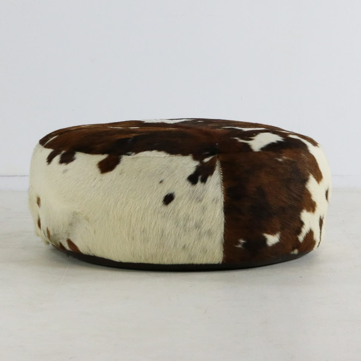 Luthando Ottoman