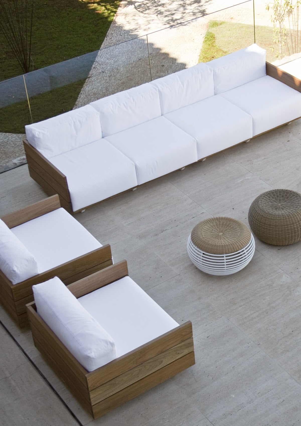 The Theresa Outdoor Set