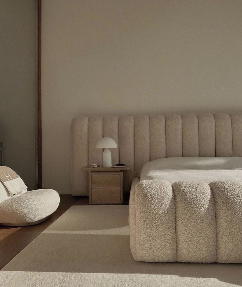 The Panel Castle Bed